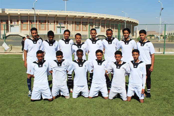 فريق جامعة الناصر ينتزع تعادلا ثمينا من منتخب كلية التربية