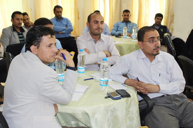 دورات تدريبية لطلاب وموظفي الجامعة بالتعاون مع منظمة سالكون للتربية والعلوم والمنح التعليمية