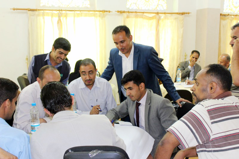 دورات تدريبية لطلاب وموظفي الجامعة بالتعاون مع منظمة سالكون للتربية والعلوم والمنح التعليمية