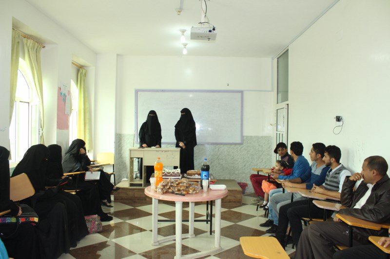 اختتام الدورة التدريبية المكثفة لطلاب اللغة الإنجليزية