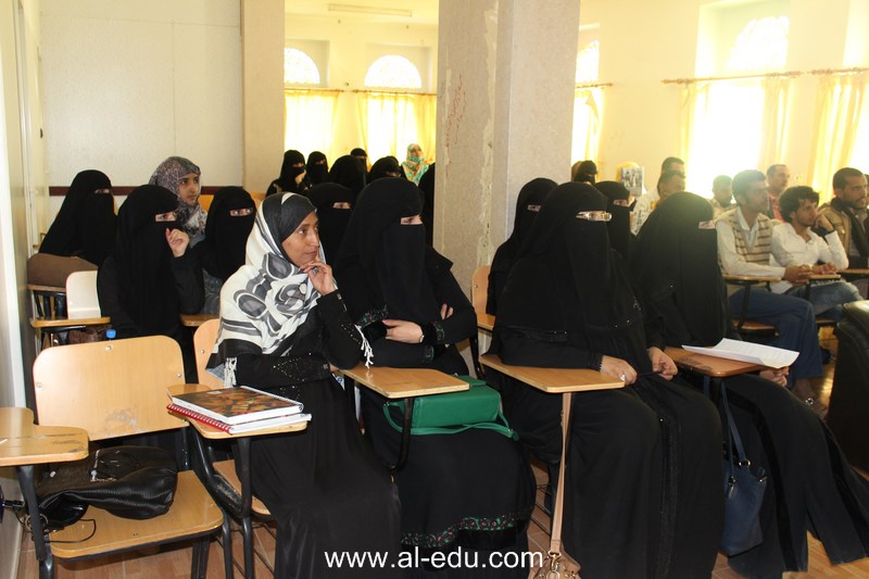 جامعة الناصر تنظم دورة تدريبية حول مهارات الإلقاء