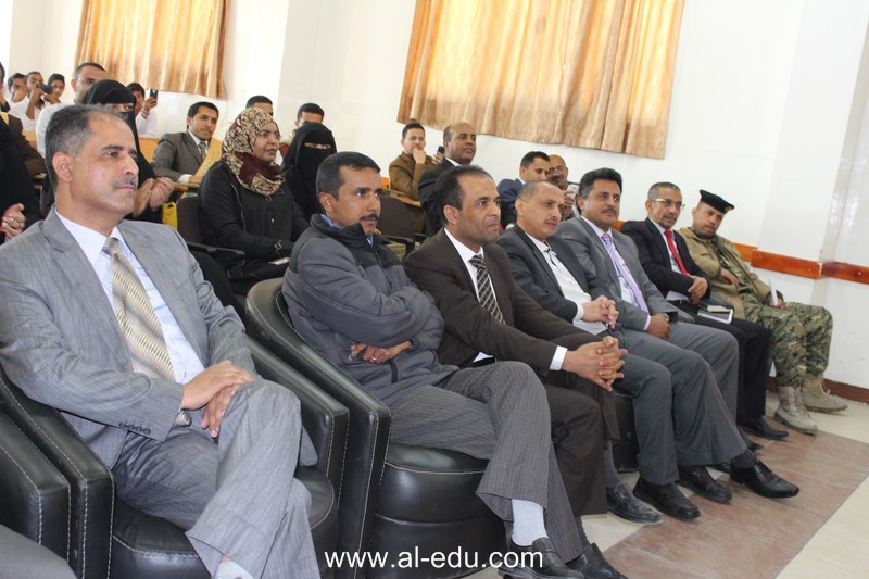قسم الصيدلة ينظم حفلا لتكريم الأوائل واستقبال الطلاب المستجدين[al-edu.com]