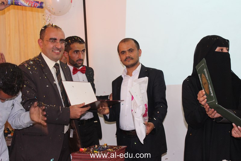 قسم الصيدلة ينظم يوما علميا بعنوان "الشكل الفراغي للدواء وعلاقته بفعالية وتأثير الادوية