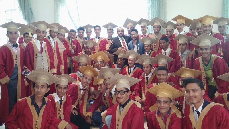جامعة الناصر تشارك ثانوية جمال عبدالناصر في حفل تخرج الدفعة الثانية من المتفوقين