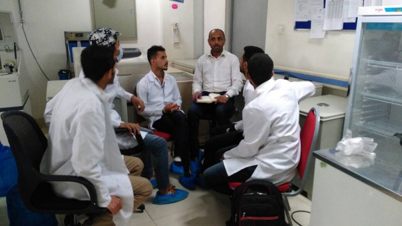 التدريب العملي أساس التخصص بقسم المختبرات الطبية في جامعة الناصر
