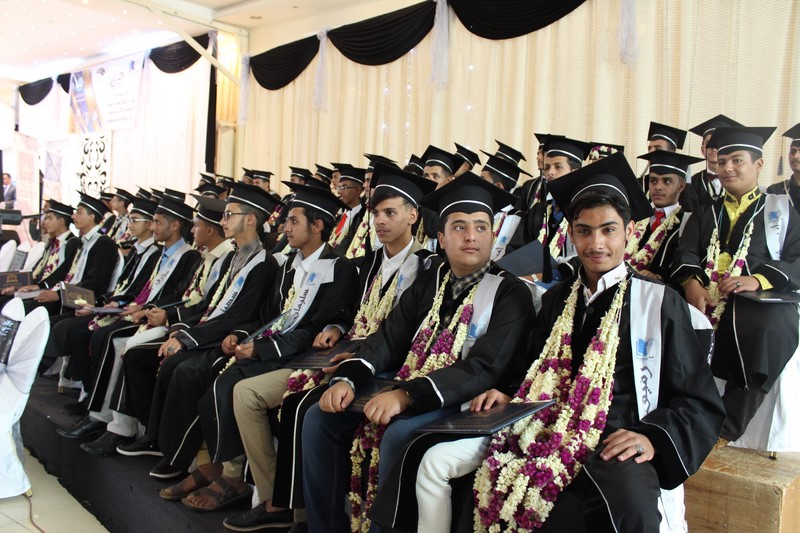 جامعة الناصر تشارك ثانوية جمال عبد الناصر في حفل تخرج الدفعة الثالثة من المتفوقين
