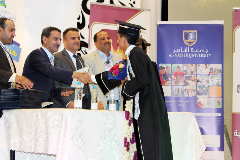 جامعة الناصر تشارك ثانوية جمال عبد الناصر في حفل تخرج الدفعة الثالثة من المتفوقين