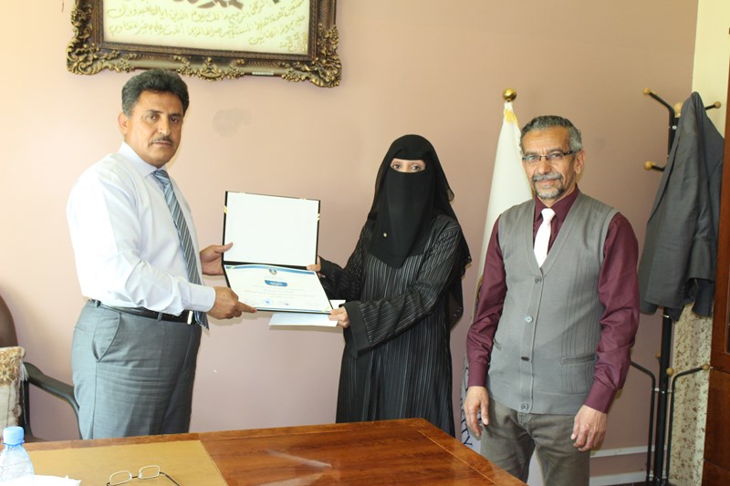 رئيس جامعة الناصر يكرم الموظفين الأكثر التزاماً لشهر أكتوبر 2020