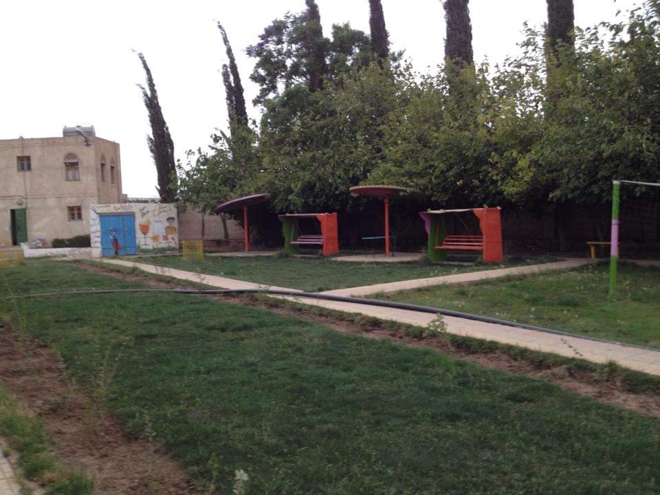 جامعة الناصر تنظم رحلة ترفيهية للموظفات لتعزيز التكافل وروح الفريق