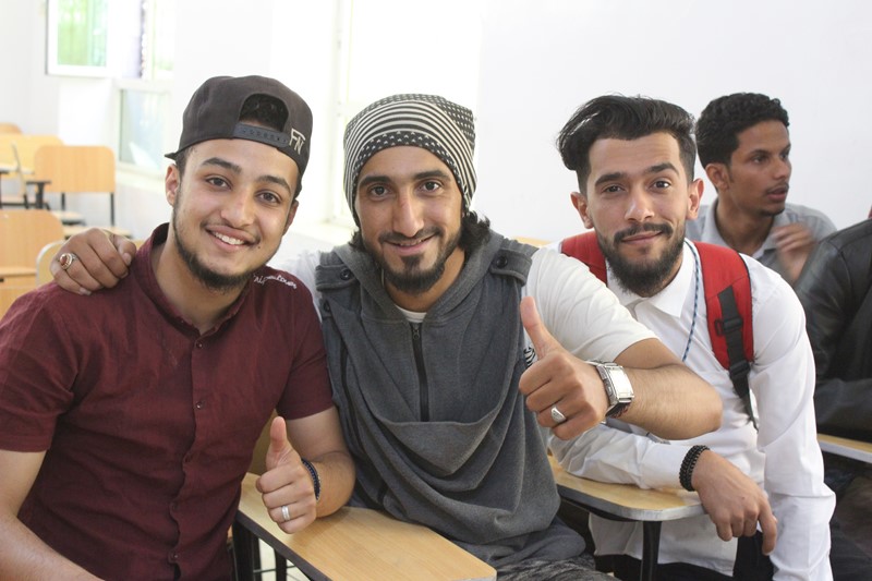 رئيس جامعة الناصر يكرم منتخب كرة القدم