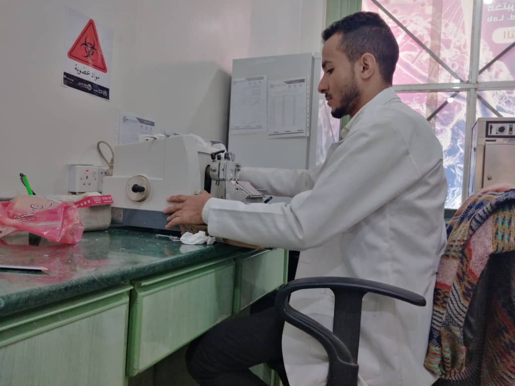 قسم المختبرات الطبية بجامعة الناصر يختتم الدورة الثانية من التدريب الميداني للفصل الثاني