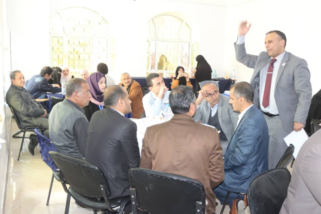 ورشة عمل مركز التطوير وضمان الجودة بجامعة الناصر لتحديث خطط البرامج