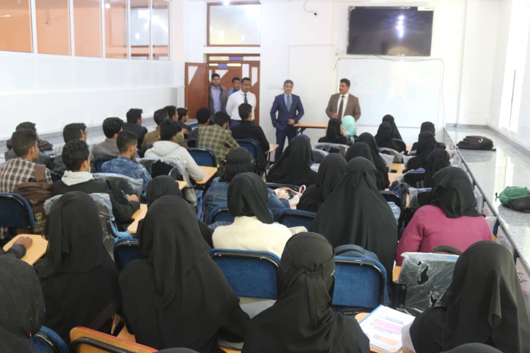 رئيس جامعة الناصر يتفقد المعامل الدراسية في كلية طب الأسنان