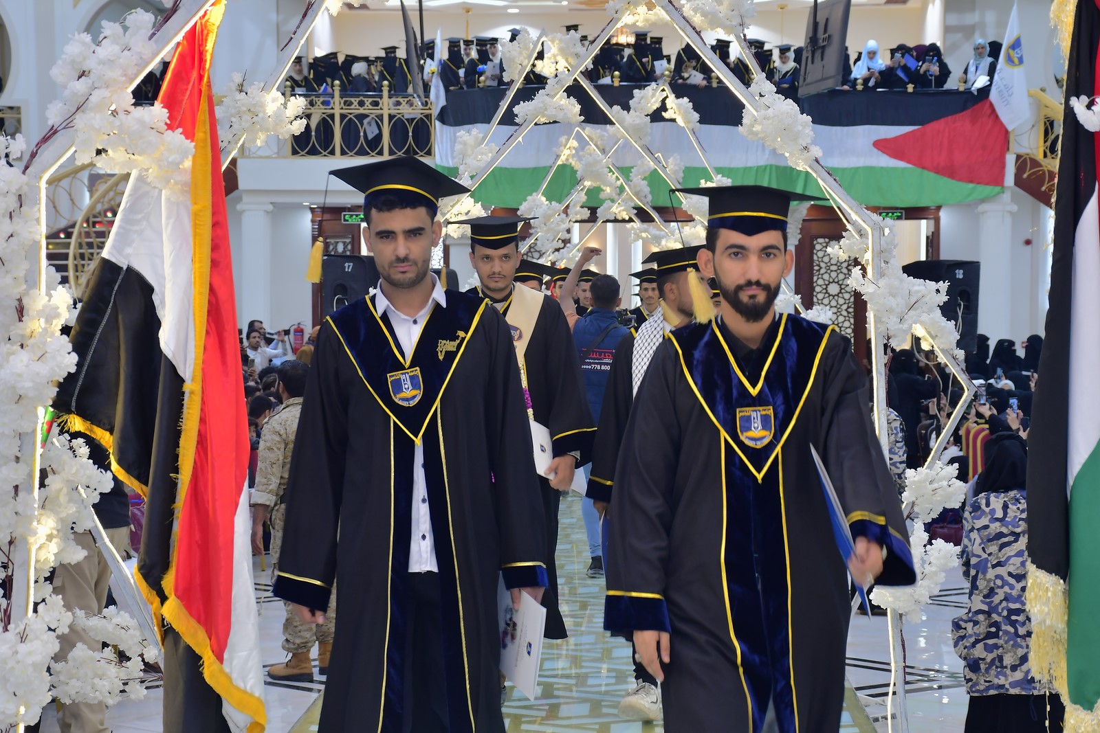 برعاية كريمة من دولة رئيس مجلس الوزراء أ.د عبدالعزيز بن حبتور 