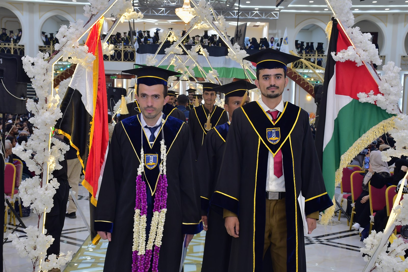 برعاية كريمة من دولة رئيس مجلس الوزراء أ.د عبدالعزيز بن حبتور 