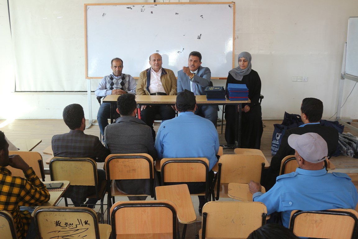 جامعة الناصر تُكرم عمال النظافة وأفراد الأمن بالجامعة بحضور رئيس جامعة الناصر الاستاذ الدكتور عبد الله حسين طاهش ونائب رئيس الجامعة