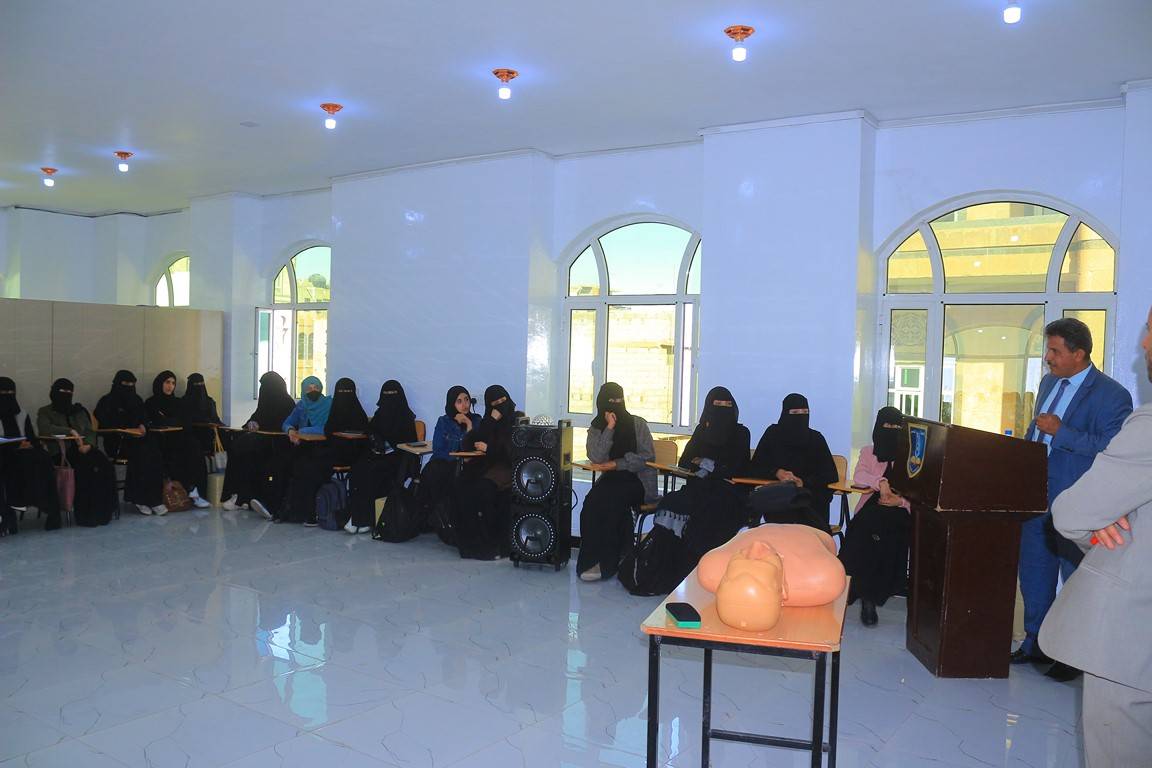 التغذية العلاجية وصحة المجتمع دورة نوعية لـ 60 طالباً بجامعة الناصر