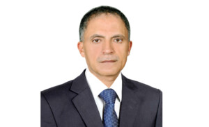 عميد كلية الهندسة وعلوم الحاسوب