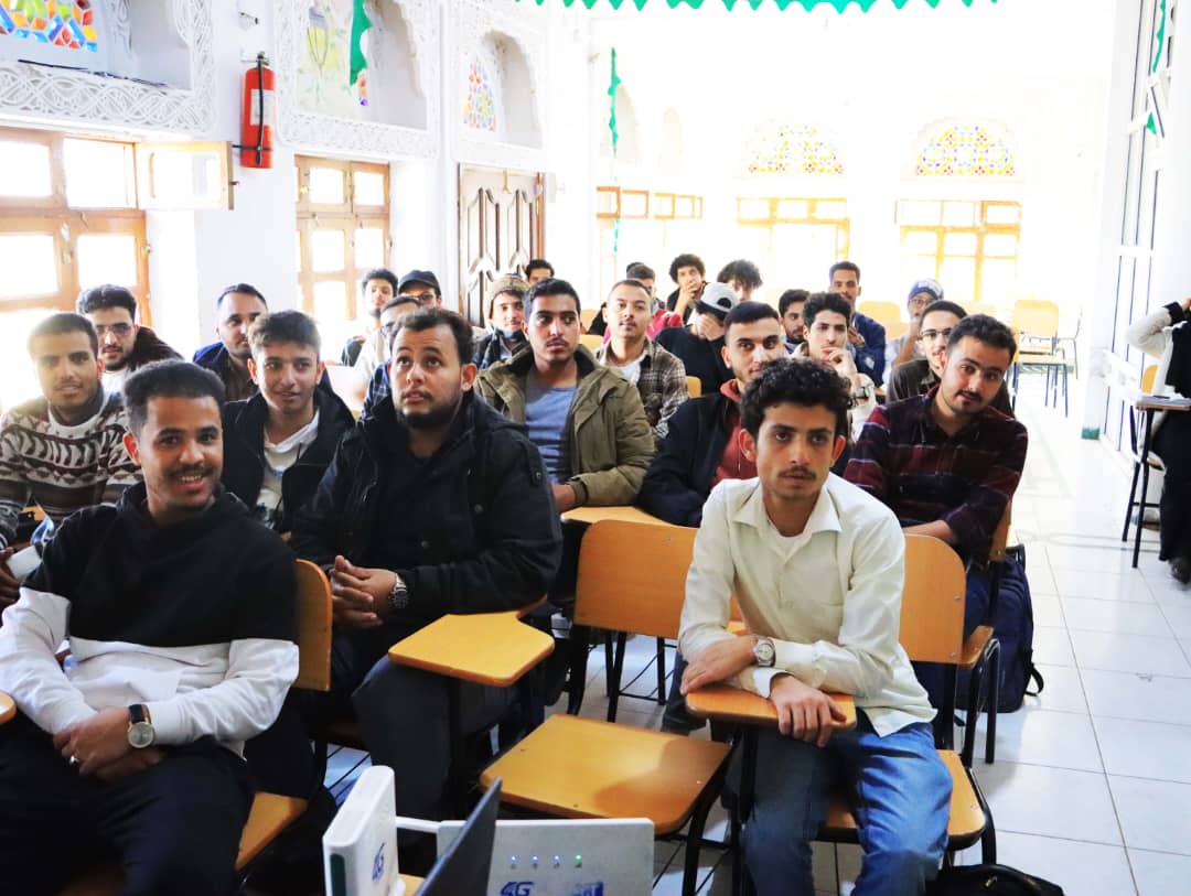 دورة تدريبية متقدمة لطلاب الأمن السيبراني في جامعة الناصر