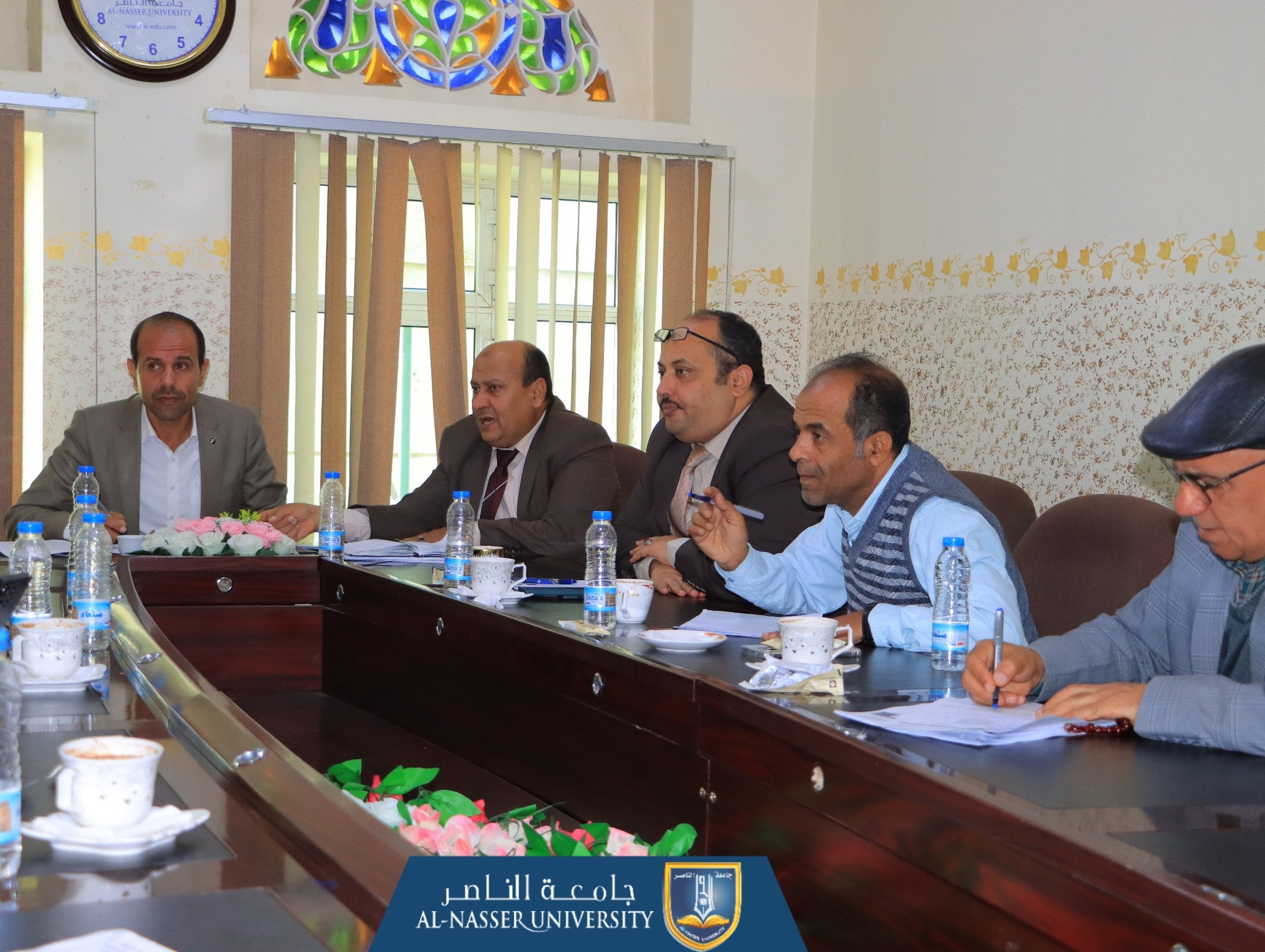 رئيس الجامعة يترأس الاجتماع الدوري بعمداء الكليات لتقييم سير العملية التعليمية
