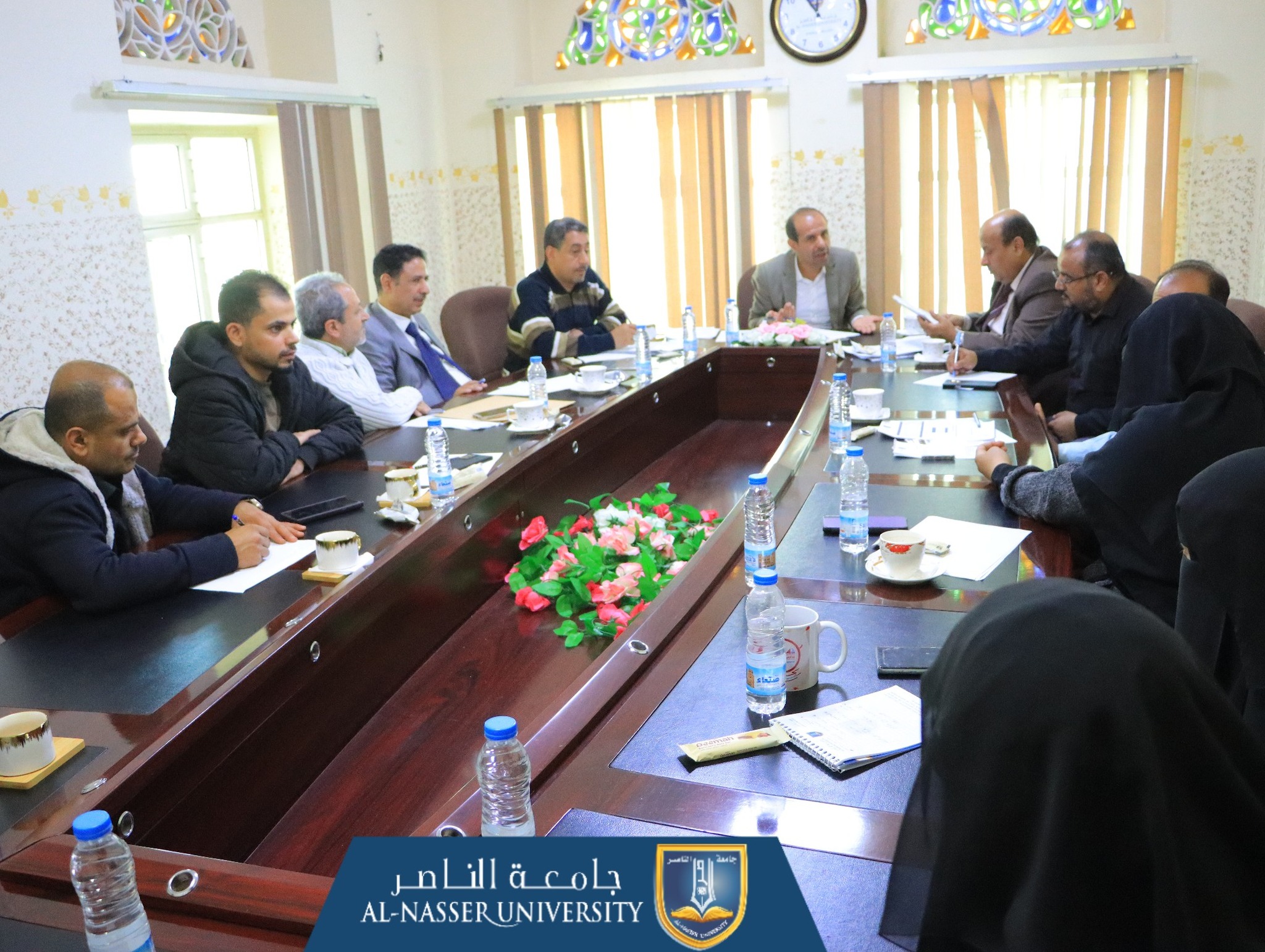 رئيس الجامعة يترأس اجتماع دوري لتقييم سير التدريب العملي بكلية العلوم الطبية