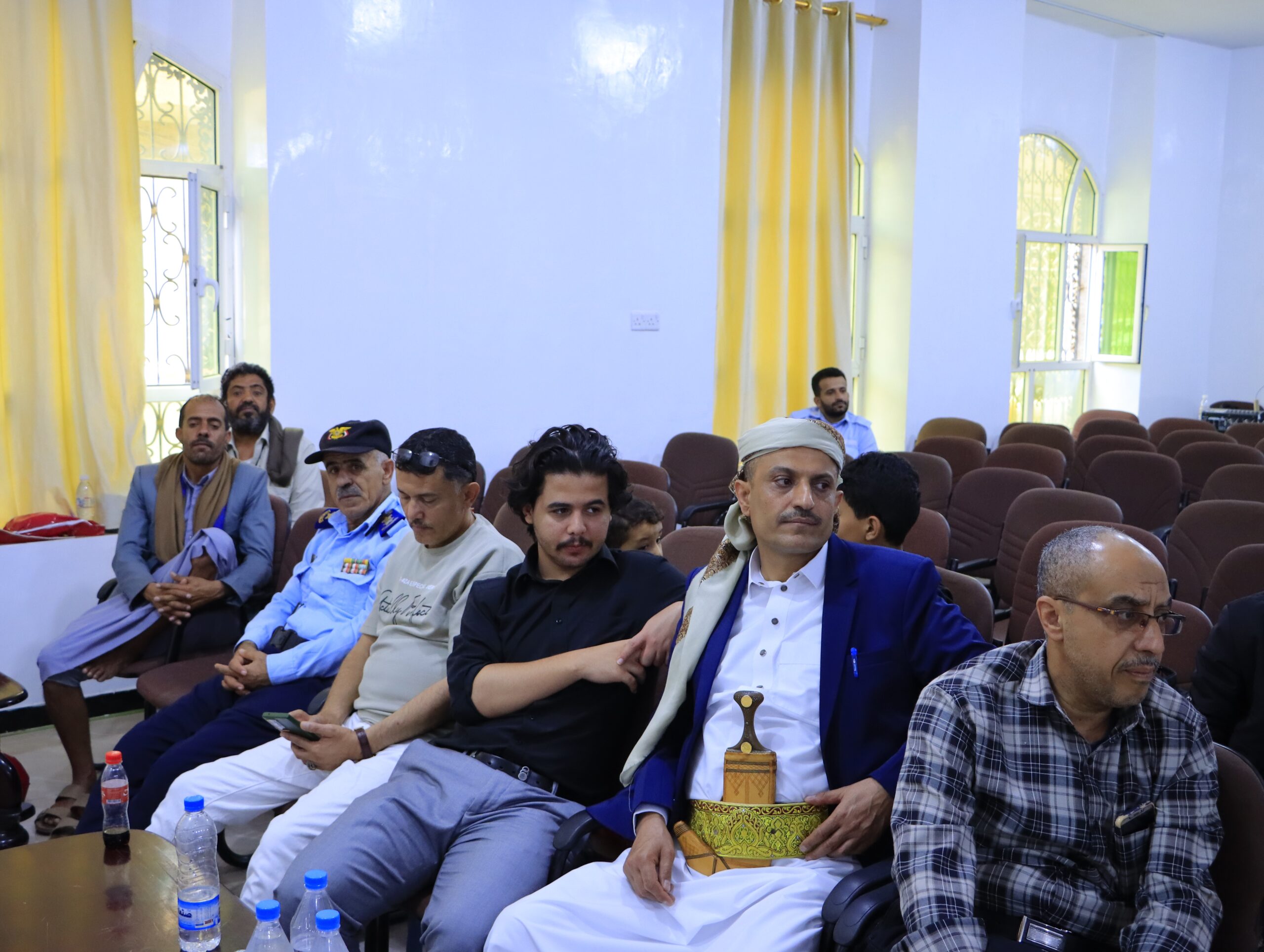 طلاب جامعة الناصر يعرضون مشاريع التخرج