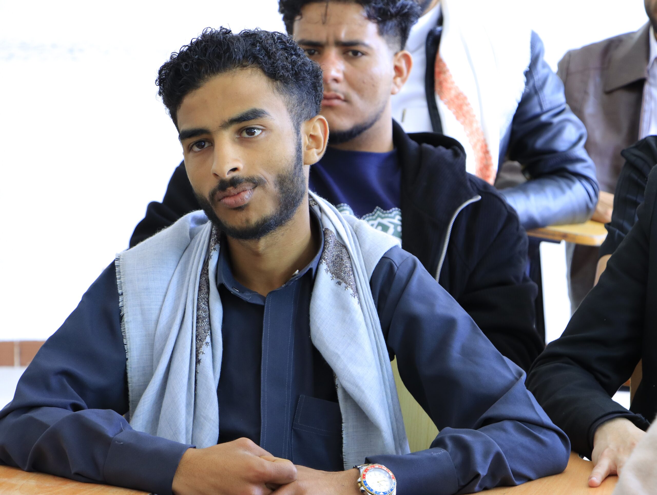 لقاء رئيس قسم تقنية المعلومات لمناقشة أبحاث التخرج بجامعة الناصر 2026