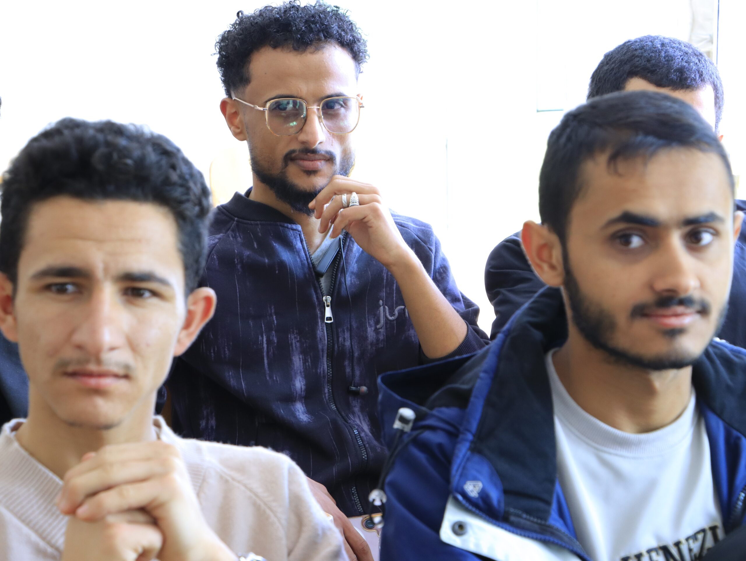 لقاء رئيس قسم تقنية المعلومات لمناقشة أبحاث التخرج بجامعة الناصر 2026