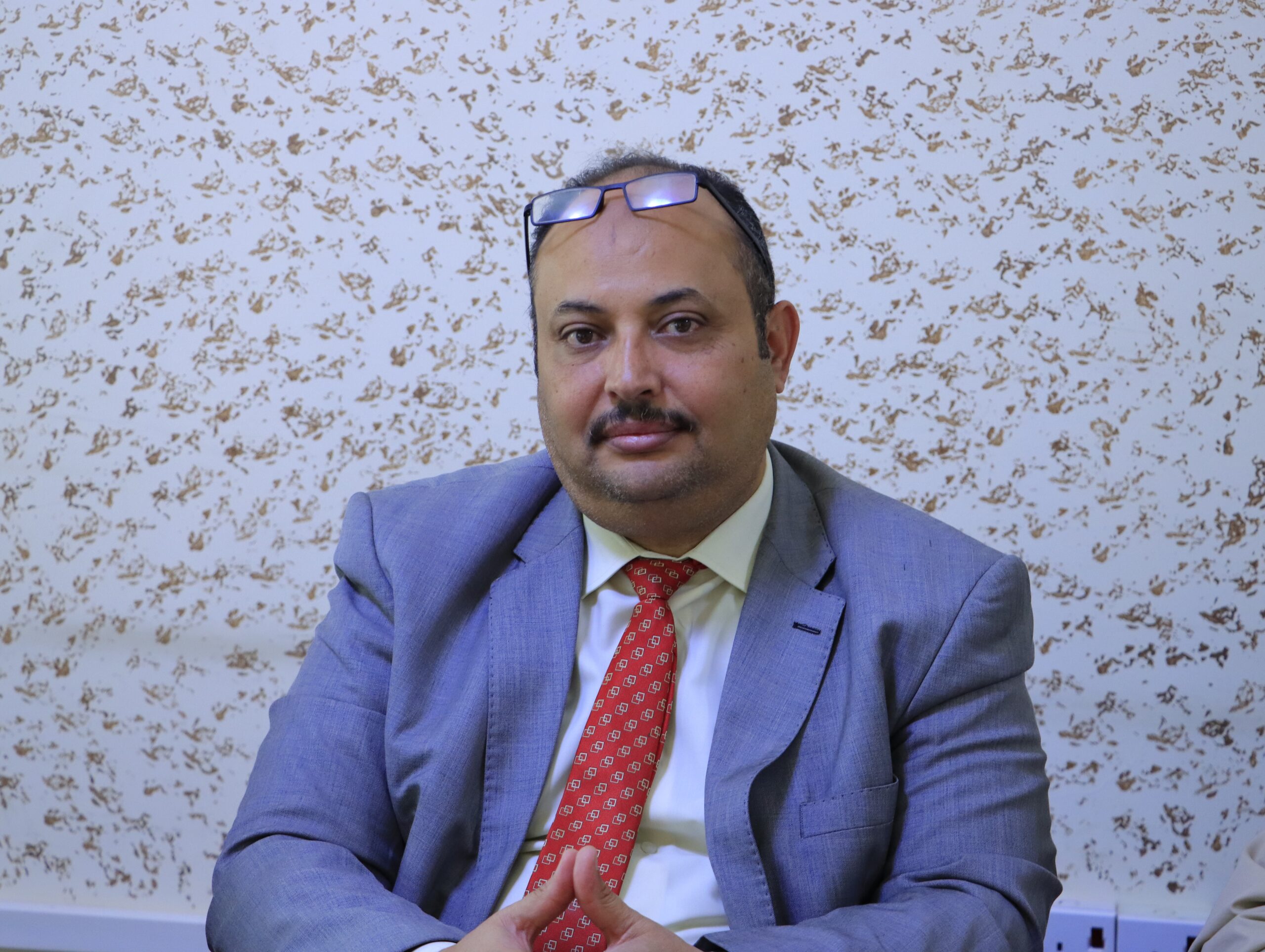 اجتماع مجلس جامعة الناصر لإقرار خطة القبول والمنح الدراسية 2026.