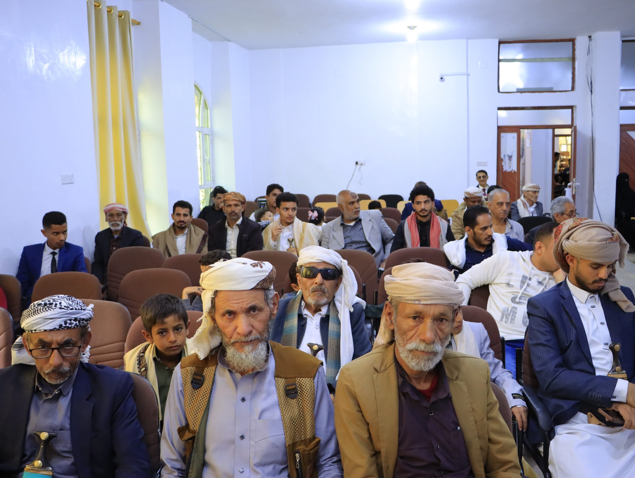 جلسة مناقشة أبحاث التخرج في جامعة الناصر بصنعاء 2026