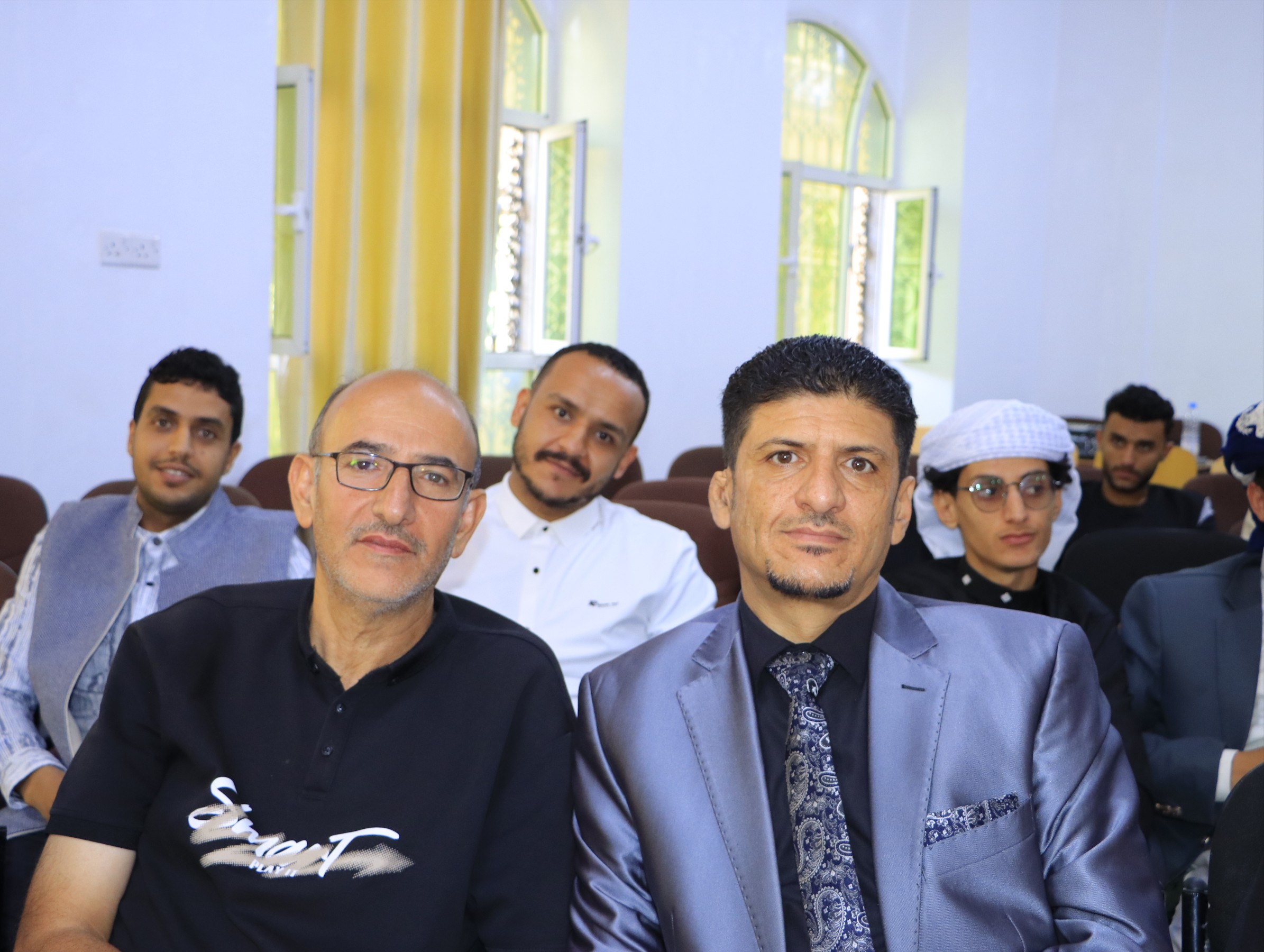 البوم صور مناقشة ابحاث التخرج كلية العلوم الادارية والمالية ضمن الاسبوع العلمي الحادي عشر 2025