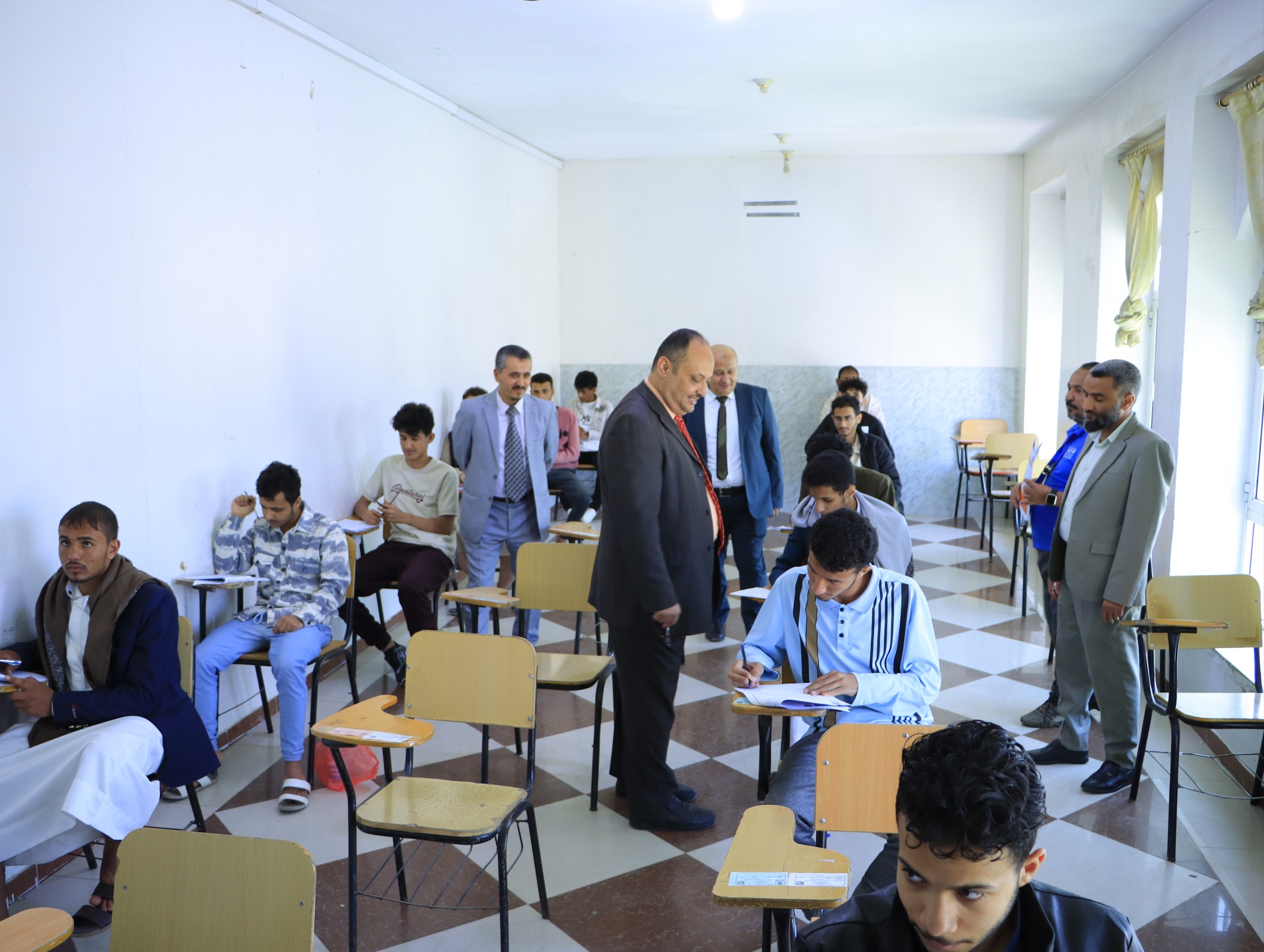 امتحانات الفصل الدراسي الثاني - طلبة المستوى الأول جامعة الناصر للعام الجامعي 2025 - 2026