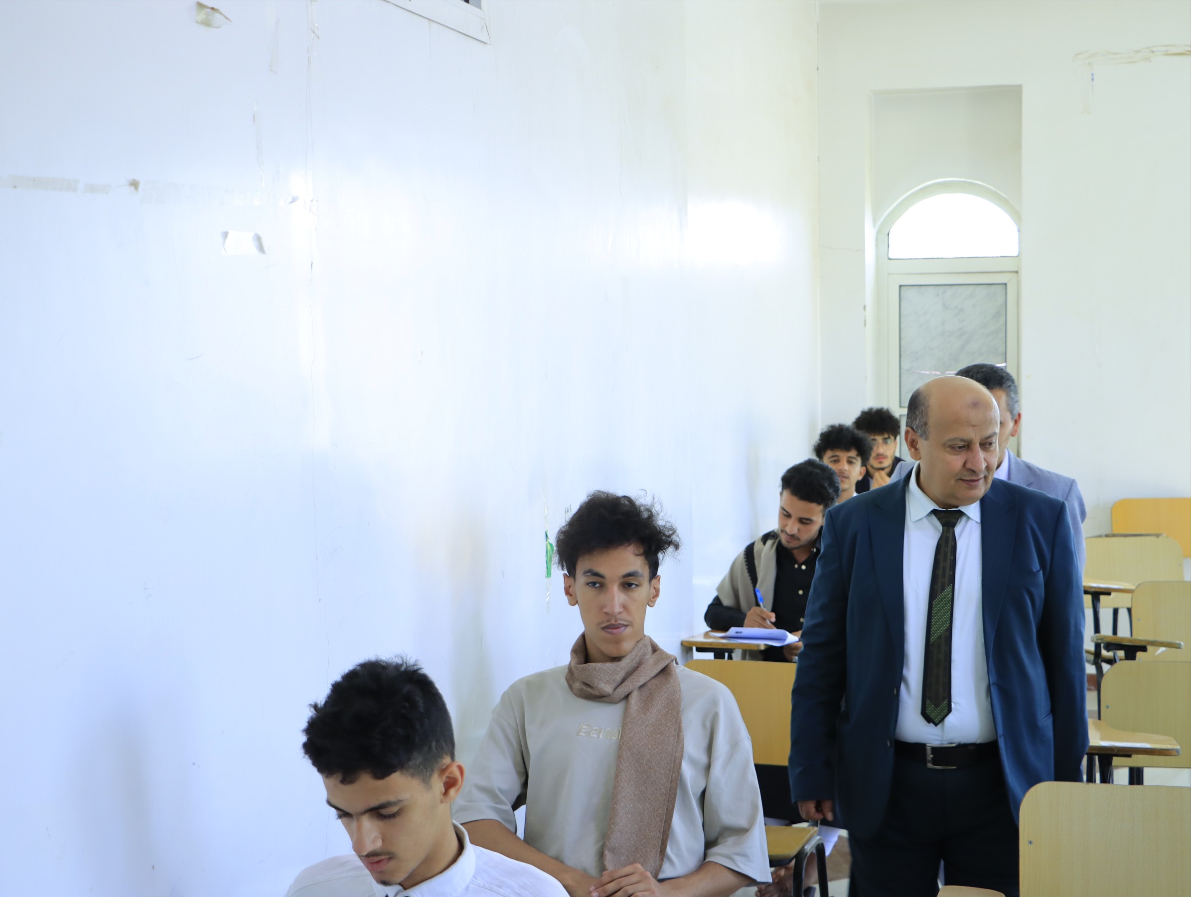 امتحانات الفصل الدراسي الثاني - طلبة المستوى الأول جامعة الناصر للعام الجامعي 2025 - 2026