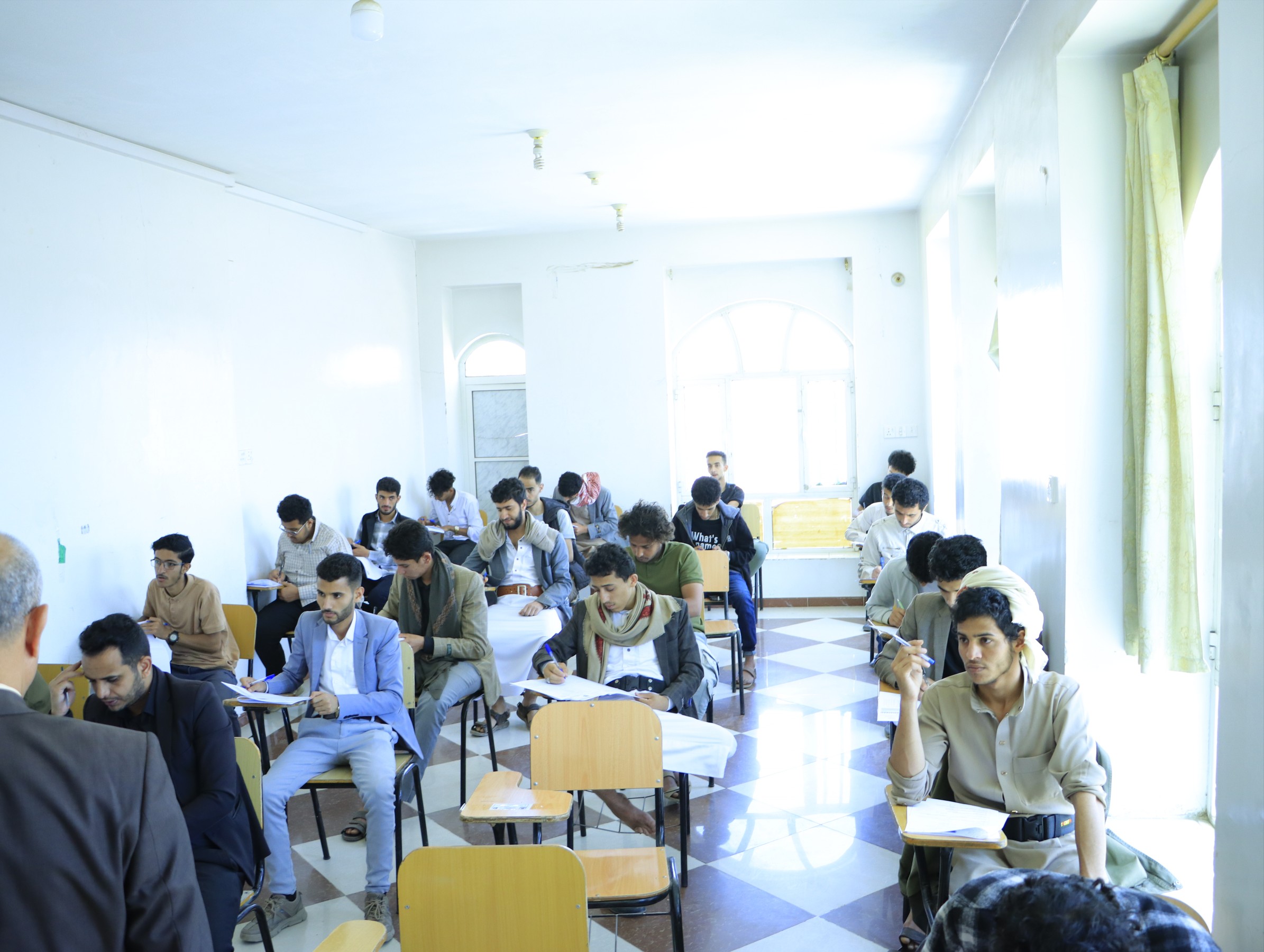 امتحانات الفصل الدراسي الثاني - طلبة المستوى الأول جامعة الناصر للعام الجامعي 2025 - 2026