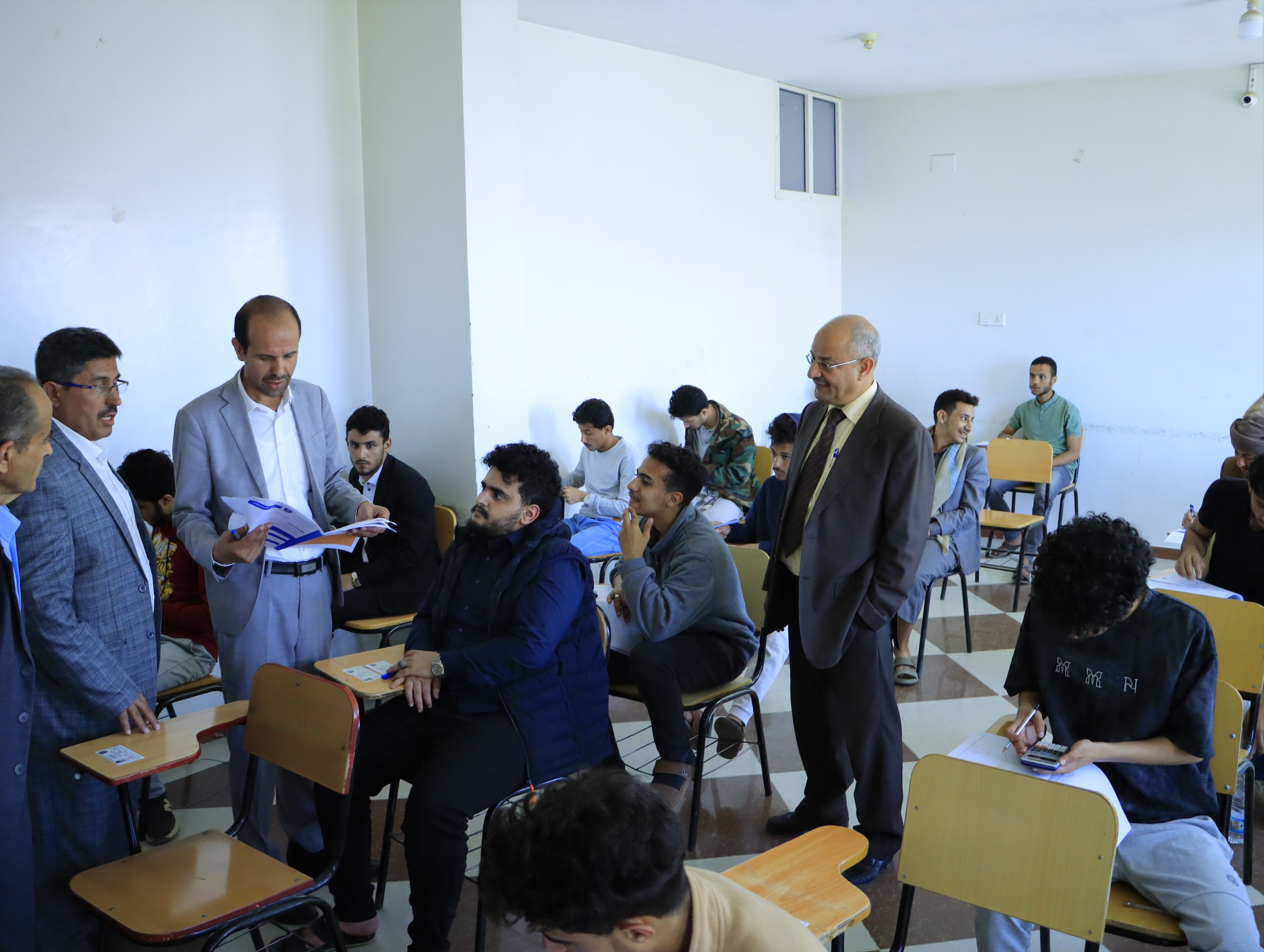 امتحانات الفصل الدراسي الثاني - طلبة المستوى الأول جامعة الناصر للعام الجامعي 2025 - 2026