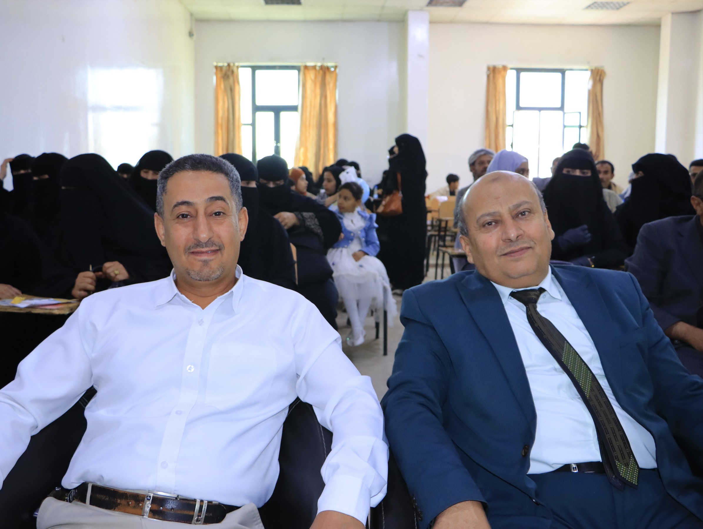 مشاريع طلاب الصيدلة والمختبرات والتمريض والتغذية العلاجية في جامعة الناصر