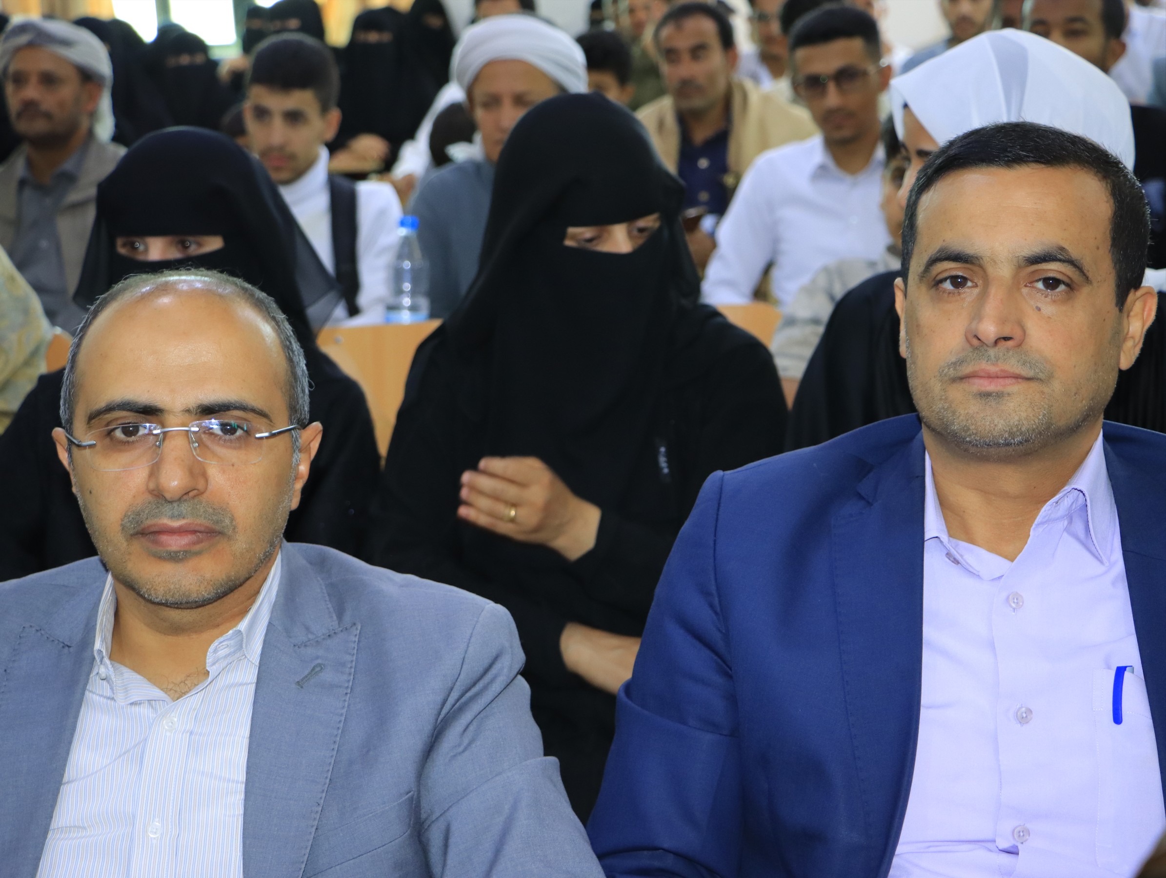 مشاريع طلاب الصيدلة والمختبرات والتمريض والتغذية العلاجية في جامعة الناصر