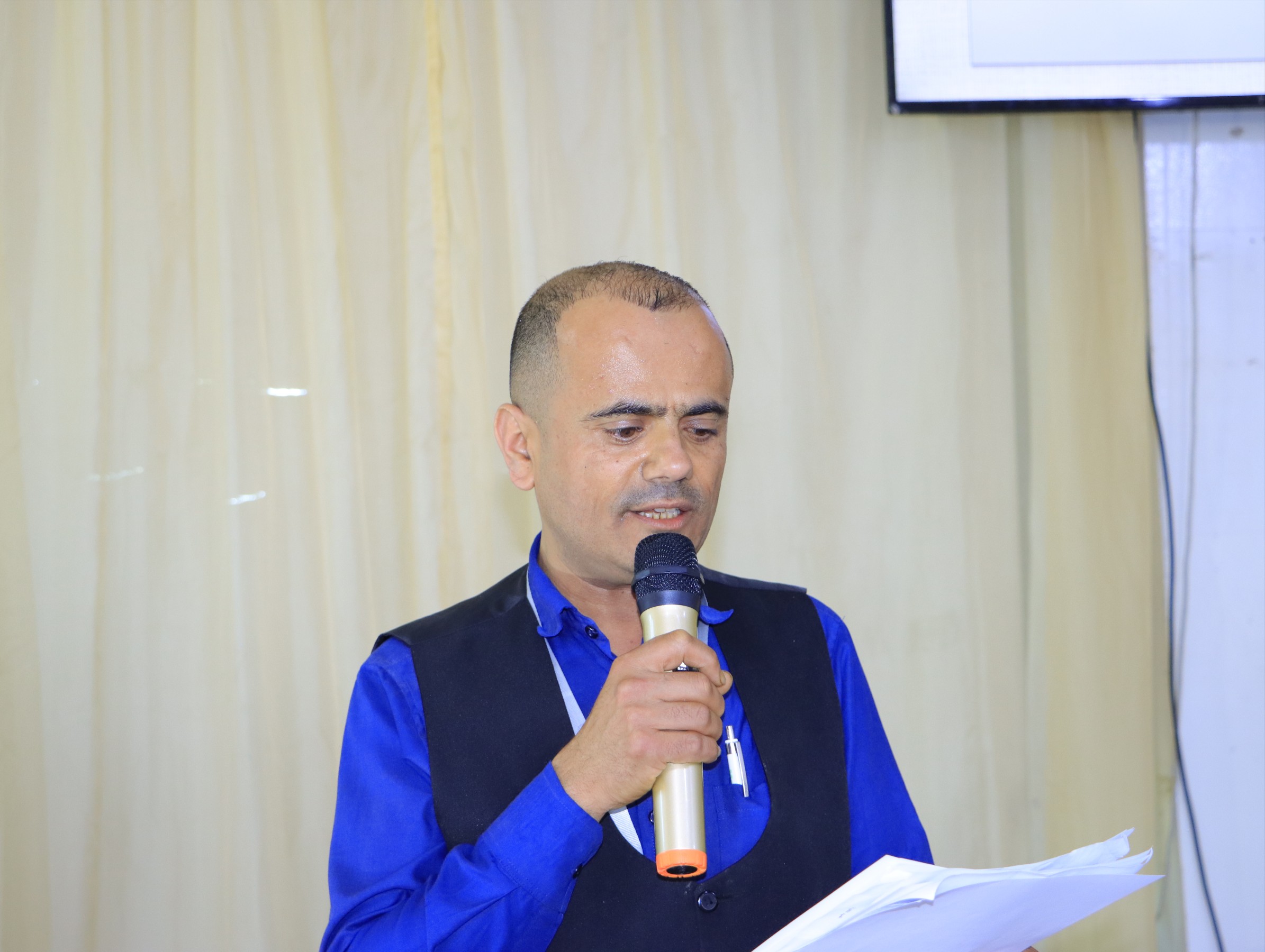 مشاريع طلاب الصيدلة والمختبرات والتمريض والتغذية العلاجية في جامعة الناصر