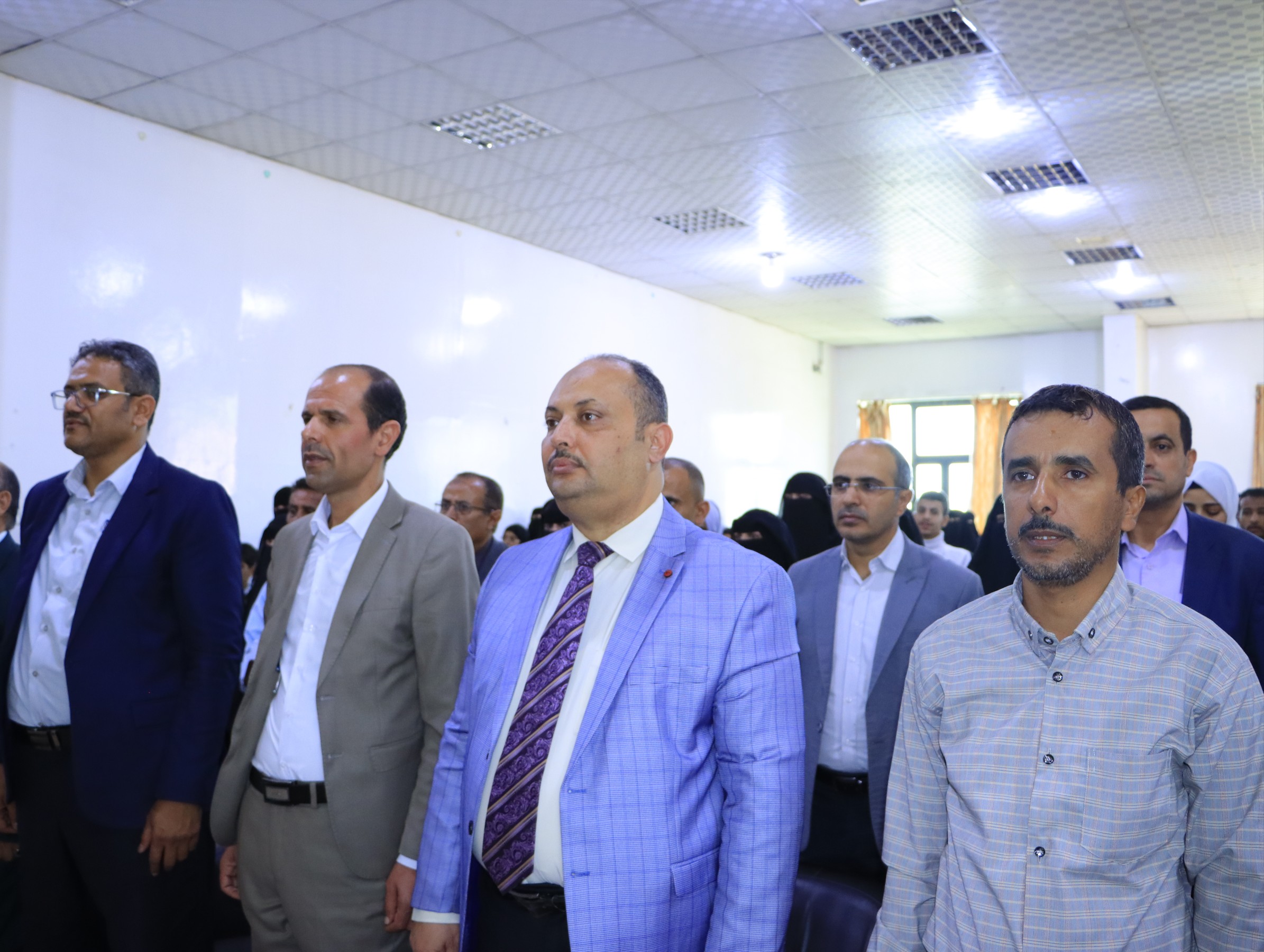 مشاريع طلاب الصيدلة والمختبرات والتمريض والتغذية العلاجية في جامعة الناصر