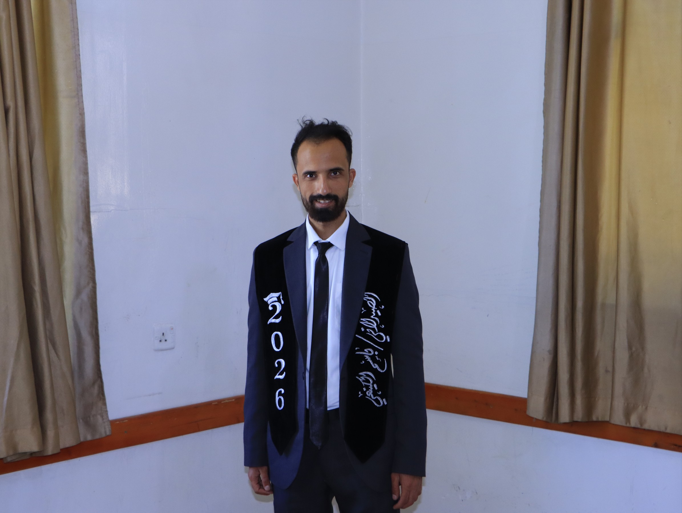 مشاريع طلاب الصيدلة والمختبرات والتمريض والتغذية العلاجية في جامعة الناصر