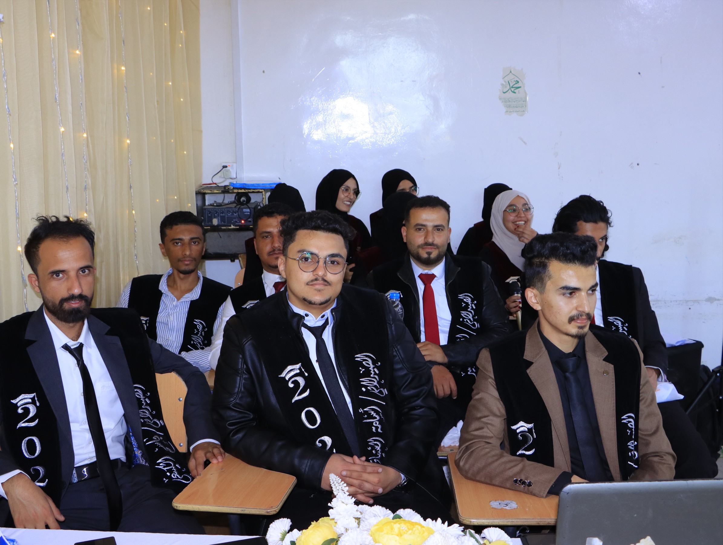 مشاريع طلاب الصيدلة والمختبرات والتمريض والتغذية العلاجية في جامعة الناصر