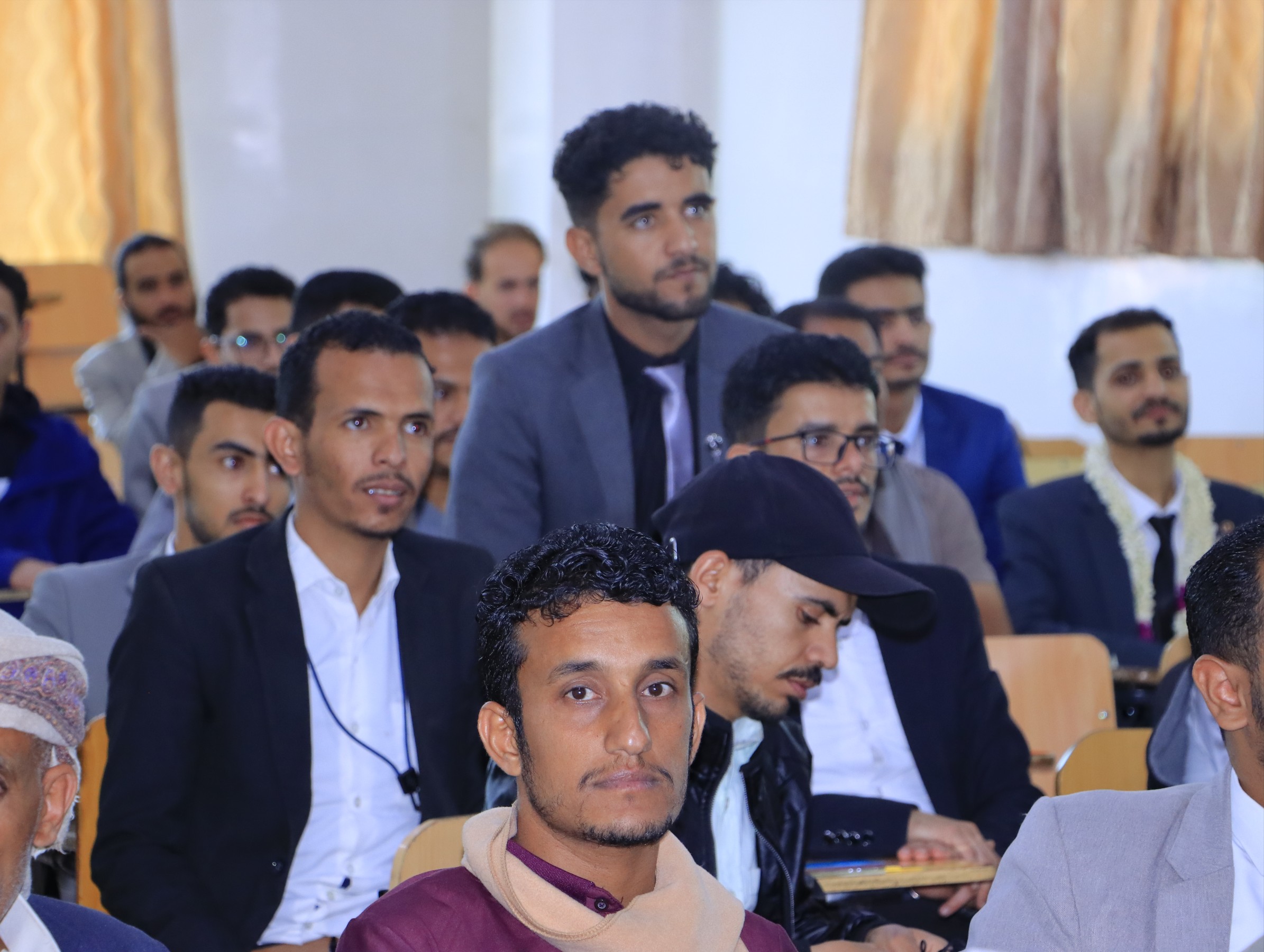 المؤتمر العلمي الخامس عشر بكلية العلوم الطبية لمناقشة ابحاث التخرج للعام 2025 - 2026