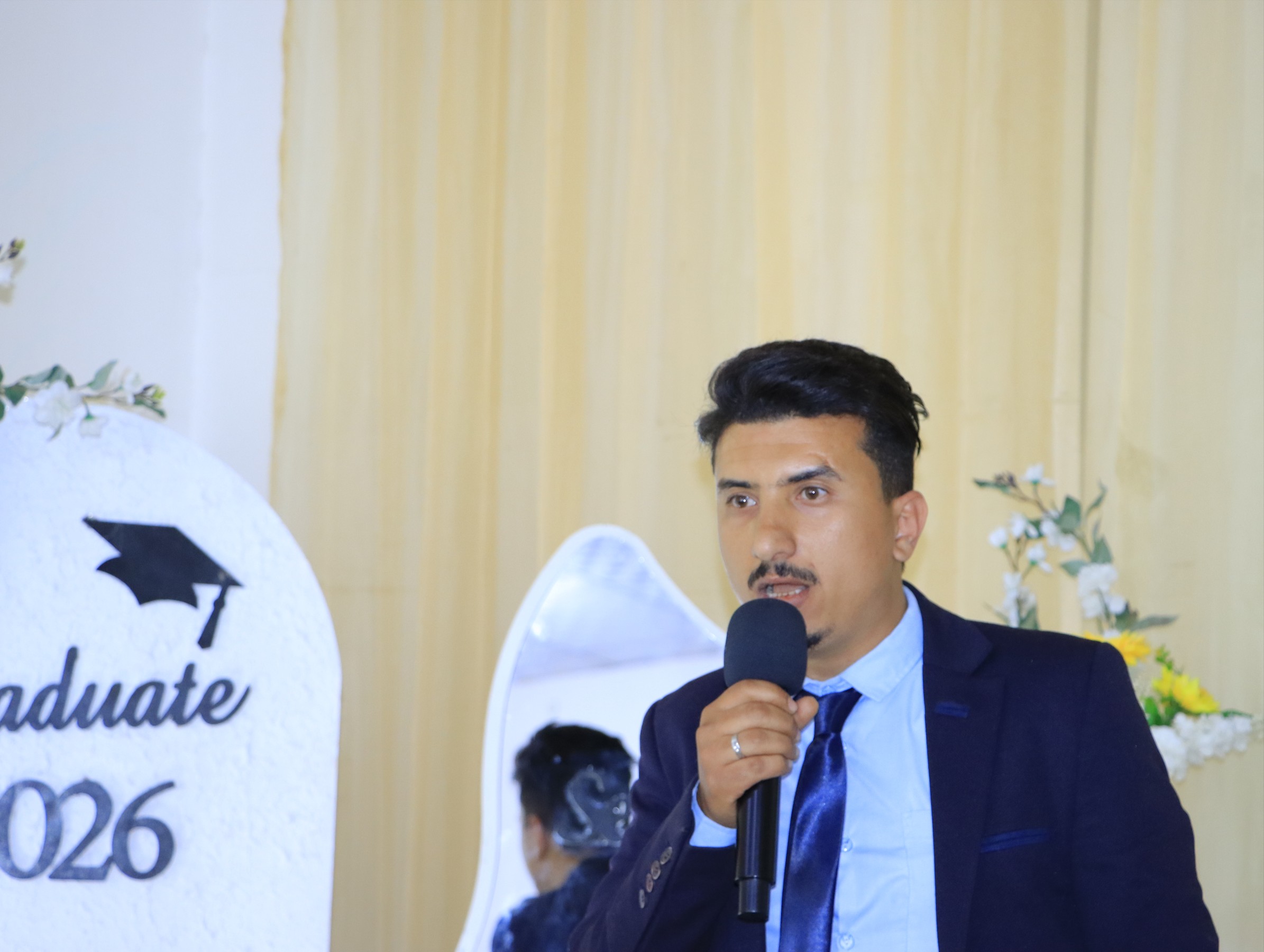 مناقشة أبحاث تخرج قسم الصيدلة في كلية العلوم الطبية بجامعة الناصر