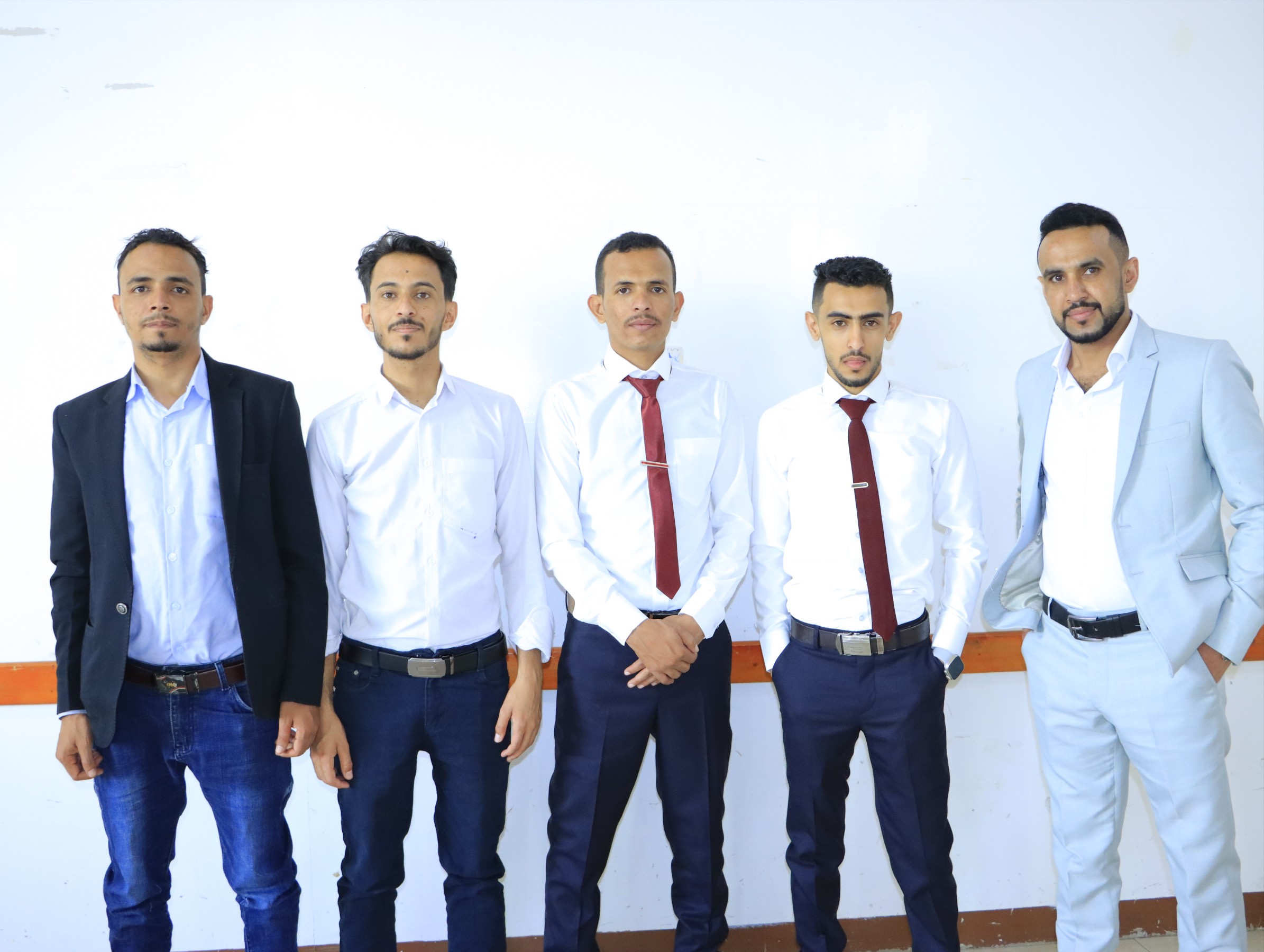 مناقشة أبحاث تخرج قسم الصيدلة في كلية العلوم الطبية بجامعة الناصر