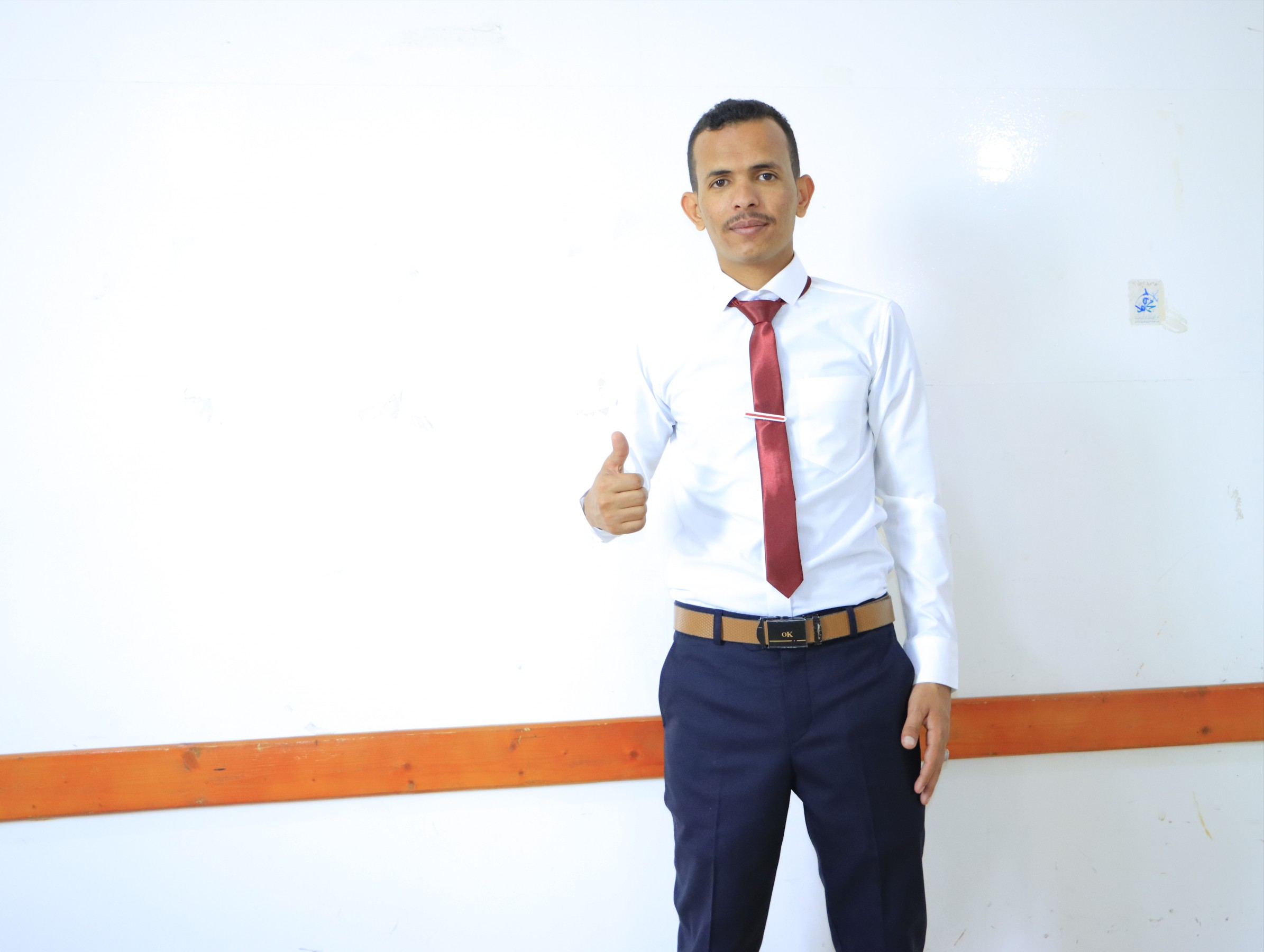 مناقشة أبحاث تخرج قسم الصيدلة في كلية العلوم الطبية بجامعة الناصر