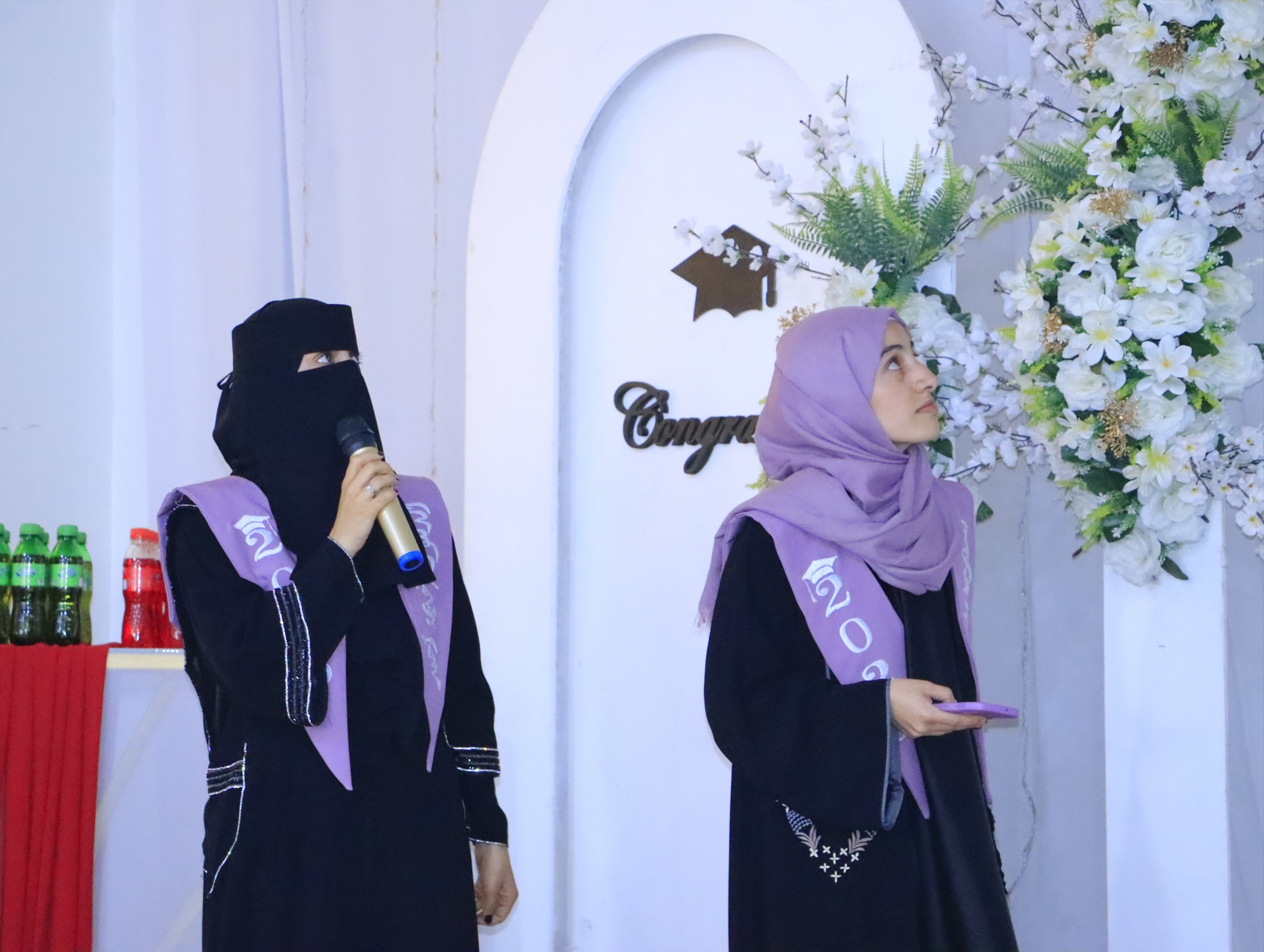 جانب من مناقشة أبحاث التخرج في المؤتمر العلمي الخامس عشر بكلية العلوم الطبية جامعة الناصر