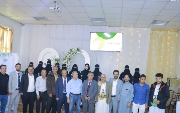 جانب من مناقشة أبحاث التخرج في المؤتمر العلمي الخامس عشر بكلية العلوم الطبية جامعة الناصر