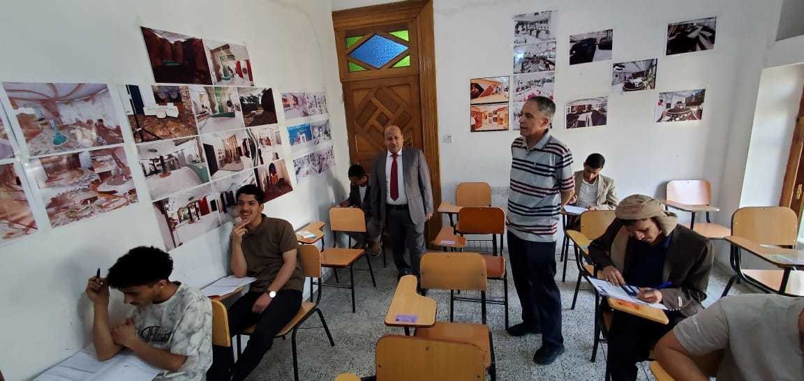 تفقد اختبارات كلية الهندسة وعلوم الحاسوب جامعة الناصر 1447 بحضور الدكتور حسين البهجي