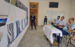 مناقشة مشاريع الهندسة المعمارية بجامعة الناصر