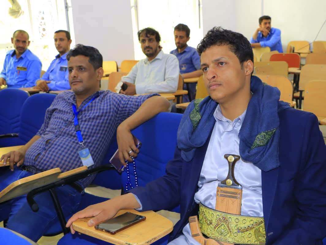 جامعة الناصر تنظم ندوة توعوية حول الإدارة الذكية للميزانية الأسرية